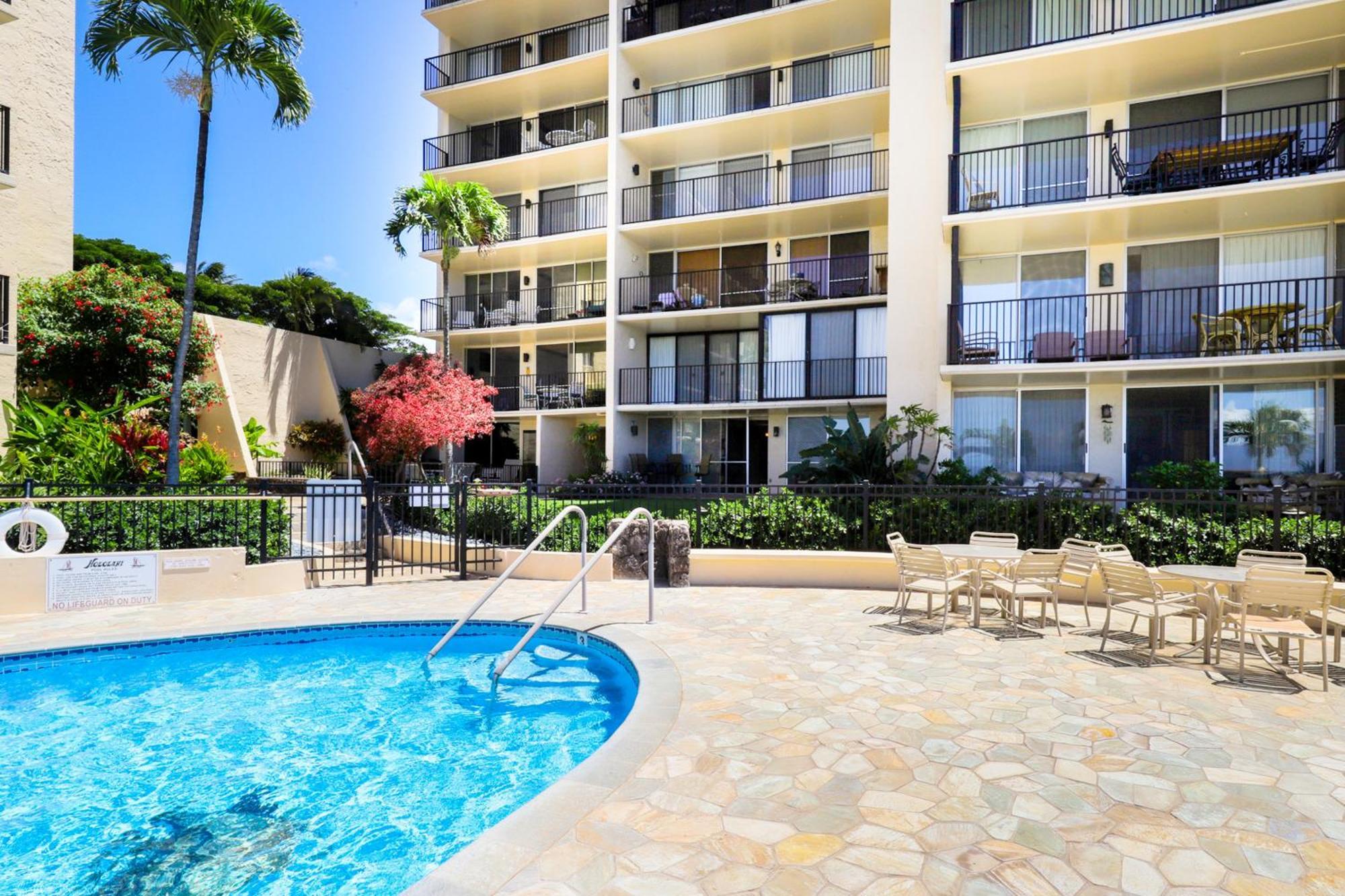 Hololani Resort Kahana Exterior photo