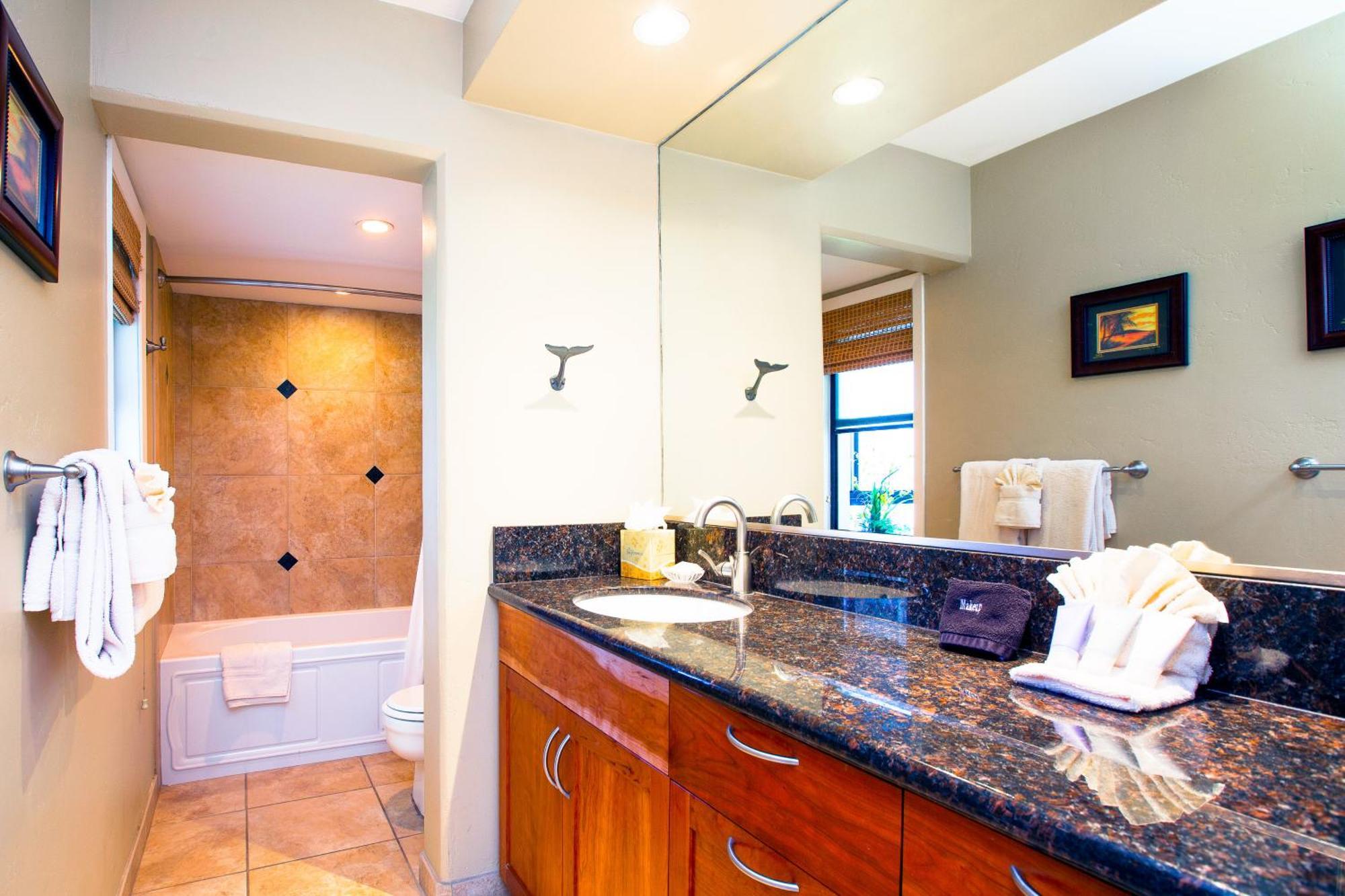 Hololani Resort Kahana Room photo